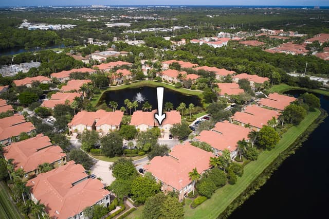 4930 Bonsai Circle # 106, Palm Beach Gardens FL 33418 - Palm Beach Gardens, FL - Photo 2