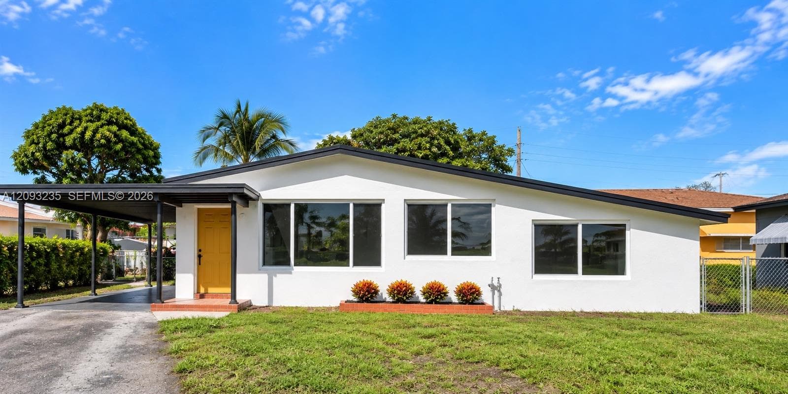 1711 NW 26th Ave, Fort Lauderdale FL 33311 - Fort Lauderdale, FL - Photo 1