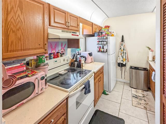 9926 Twin Lakes Dr # D, Coral Springs FL 33071 - Coral Springs, FL - Photo 3