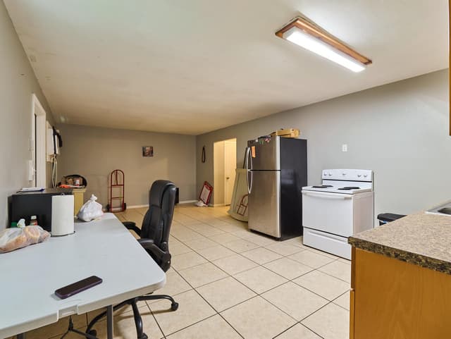 1114 7th Avenue N, FL 33460 - Photo 7