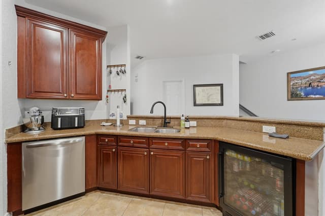 297 E Bay Cedar Circle, Jupiter FL 33458 - Jupiter, FL - Photo 4