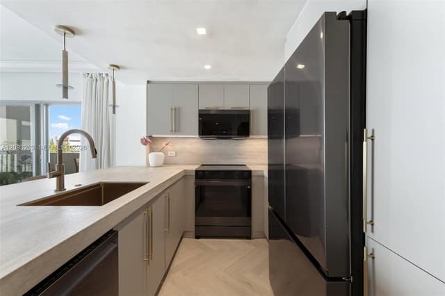 2740 SW 28th Terrace # 602, Miami FL 33133 - Miami, FL - Photo 3