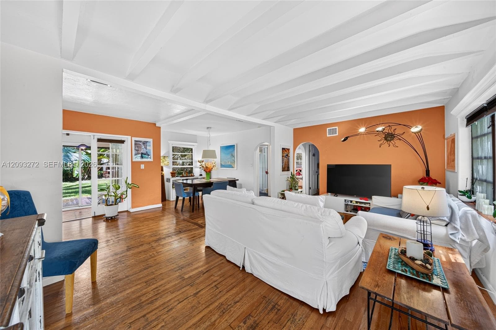 1103 NE 118th St, Biscayne Park FL 33161 - Biscayne Park, FL - Photo 1