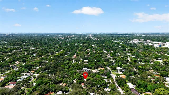 1103 NE 118th St, Biscayne Park FL 33161 - Biscayne Park, FL - Photo 5