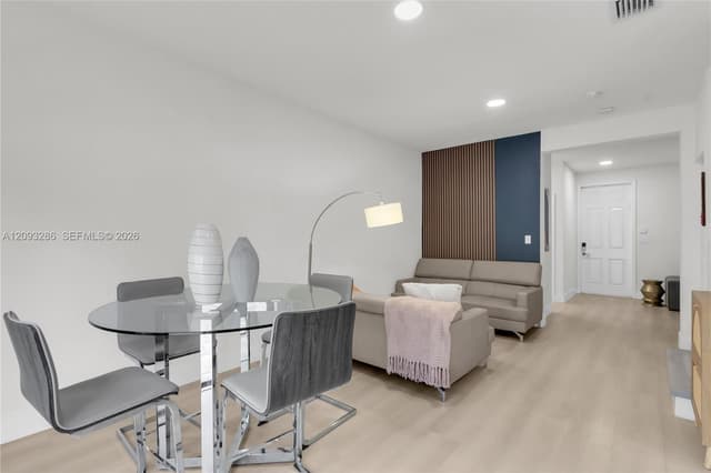 11127 W 32nd Ln, Hialeah FL 33018 - Hialeah, FL - Photo 5