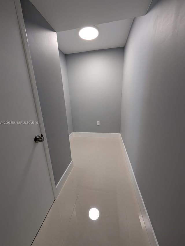 1750 NE 191st St # 3, Miami FL 33179 - Miami, FL - Photo 6