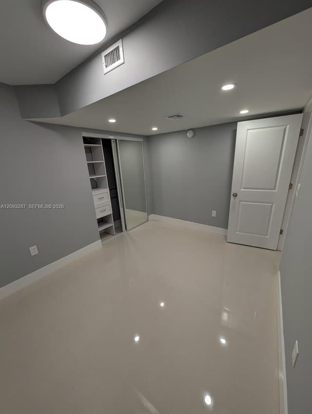 1750 NE 191st St # 3, Miami FL 33179 - Miami, FL - Photo 7