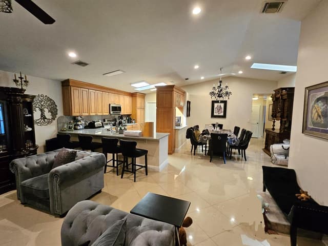 10356 Sunstream Lane, Boca Raton FL 33428 - Boca Raton, FL - Photo 5