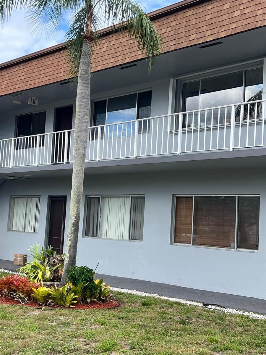 3 CROSSINGS Circle, Boynton Beach FL 33435 - Boynton Beach, FL - Photo 1