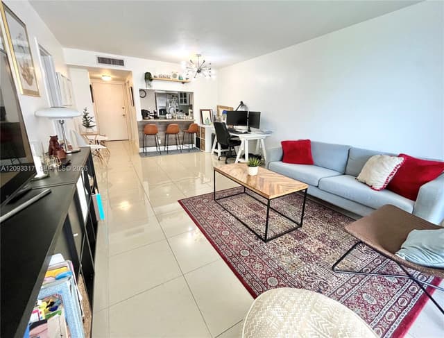 2935 NE 163rd St # 5P, North Miami Beach FL 33160 - North Miami Beach, FL - Photo 3