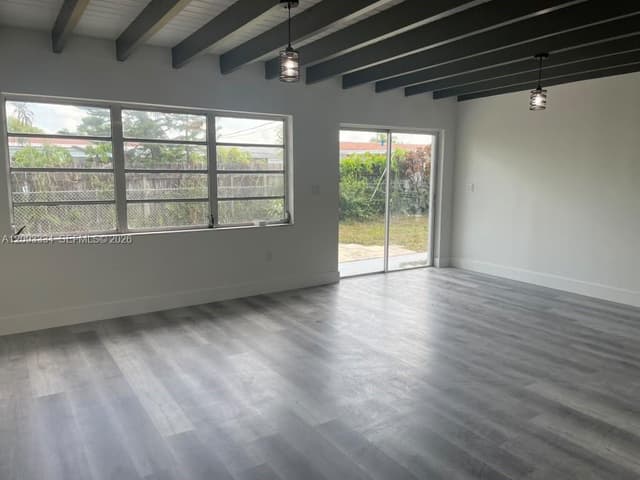 9635 SW 45th Ter, Miami FL 33165 - Miami, FL - Photo 5