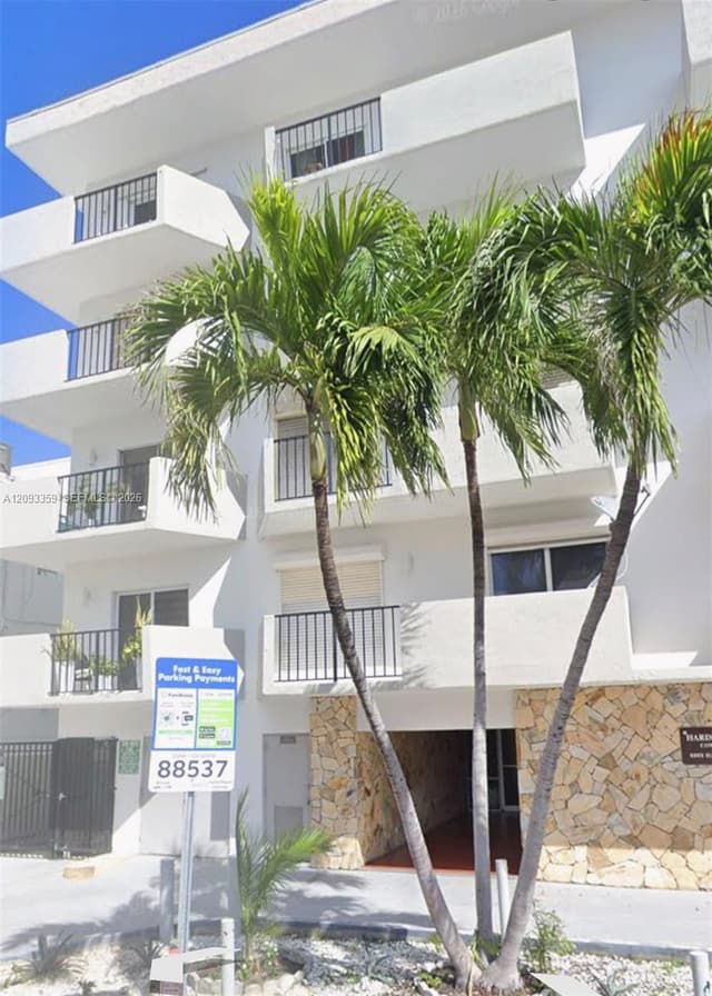 6965 Harding Ave # 305, Miami Beach FL 33141 - Miami Beach, FL - Photo 3
