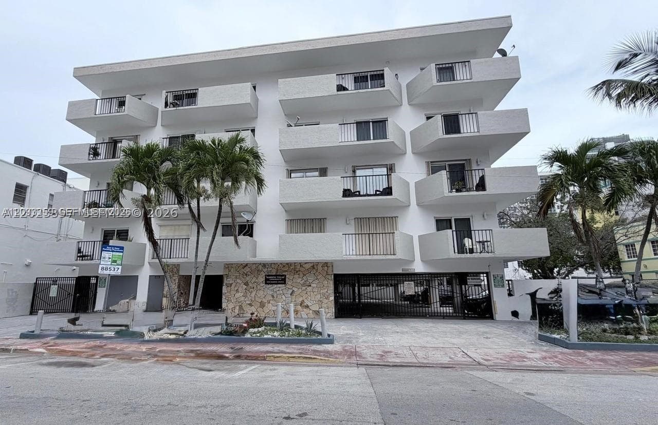 6965 Harding Ave # 305, Miami Beach FL 33141 - Miami Beach, FL - Photo 1