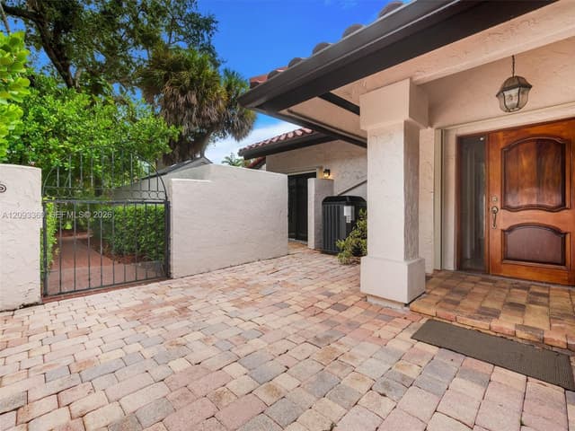 7820 SW 89th Ln, Miami FL 33156 - Miami, FL - Photo 5