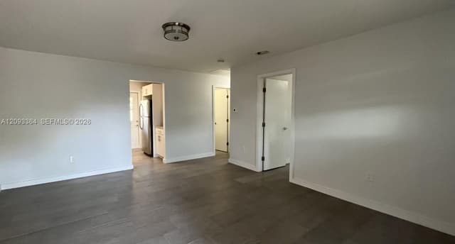 991 E 20th St, Hialeah FL 33013 - Hialeah, FL - Photo 6