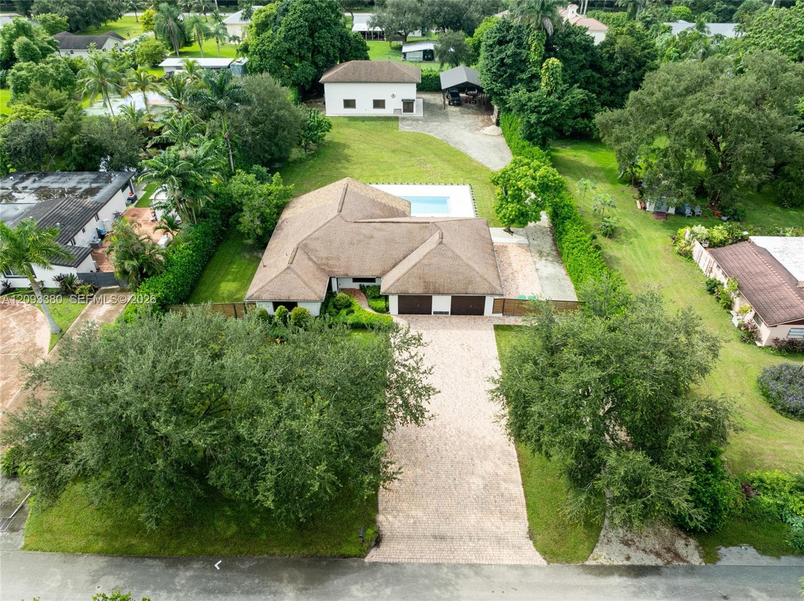 14390 SW 24th St, Davie FL 33325 - Davie, FL - Photo 1
