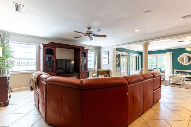 9761 SW 123rd St, Miami FL 33176 - Miami, FL - Photo 6