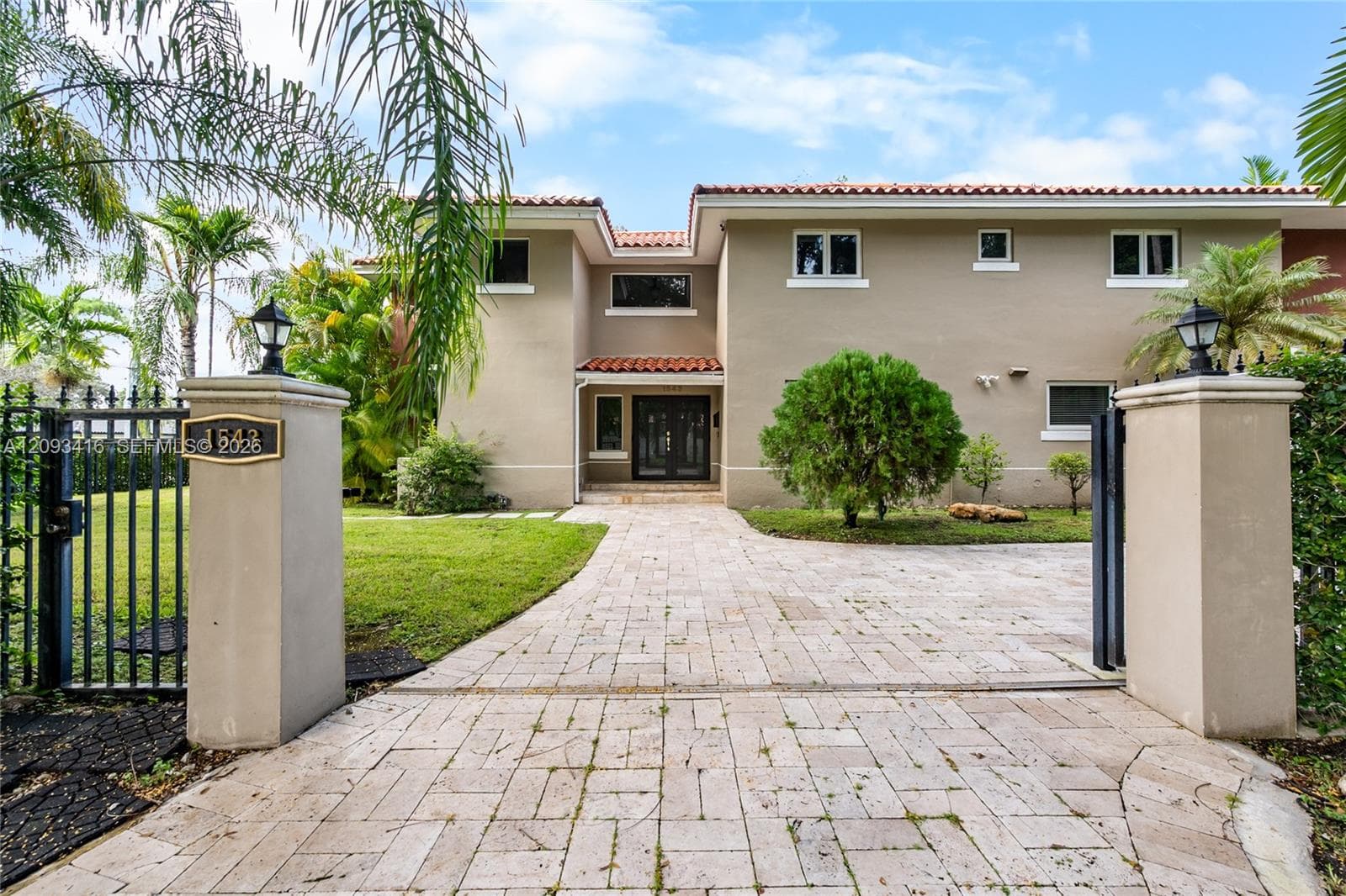 1543 Dorado Ave, Coral Gables FL 33146 - Coral Gables, FL - Photo 1