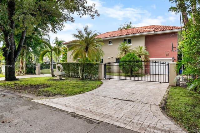 1543 Dorado Ave, Coral Gables FL 33146 - Coral Gables, FL - Photo 4