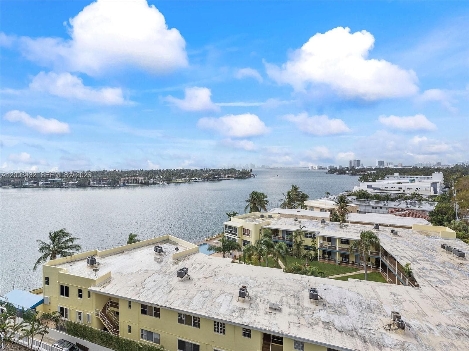 900 Bay Dr # 721, Miami Beach FL 33141 - Miami Beach, FL - Photo 1