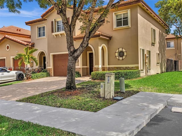 22263 SW 89th Ave, Cutler Bay FL 33190 - Cutler Bay, FL - Photo 3