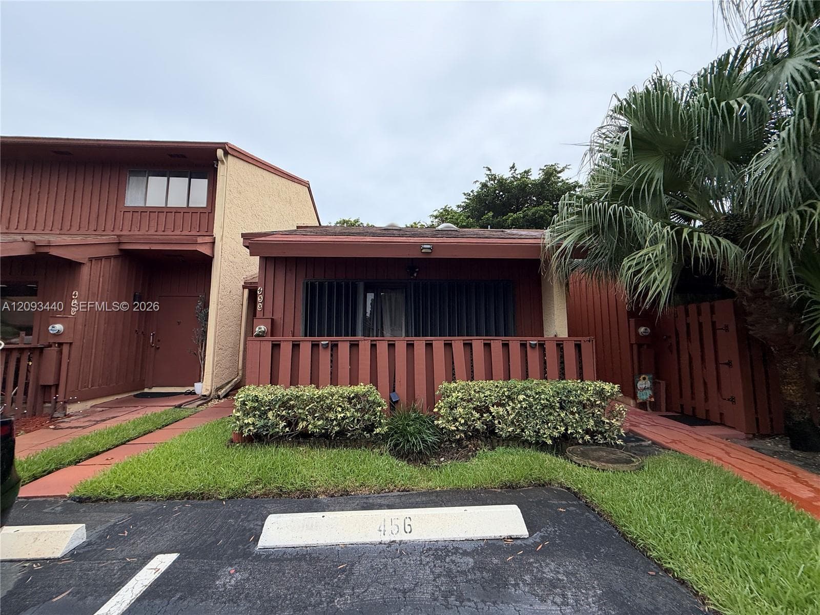 458 SE 11th Ter, Dania Beach FL 33004 - Dania Beach, FL - Photo 1