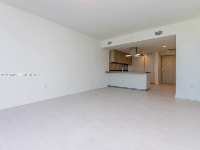 1000 Brickell Plz # 4104, Miami FL 33131 - Miami, FL - Photo 6