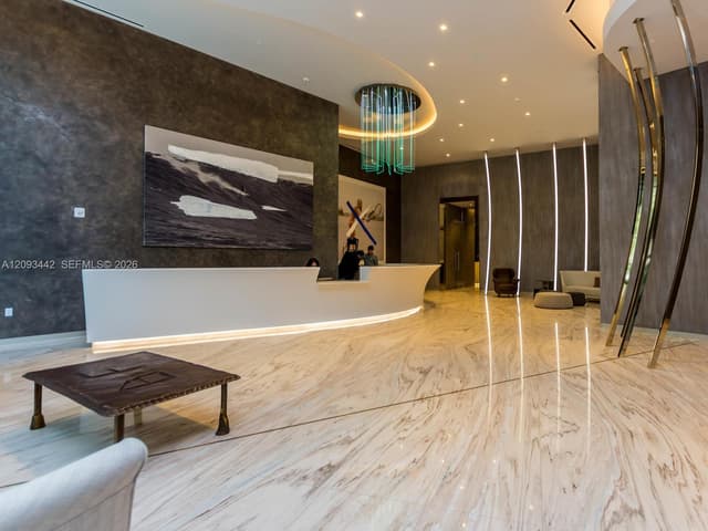 1000 Brickell Plz # 4104, Miami FL 33131 - Miami, FL - Photo 3