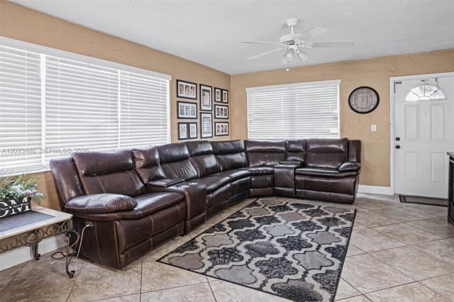 6641 Fillmore St, Hollywood FL 33024 - Hollywood, FL - Photo 4