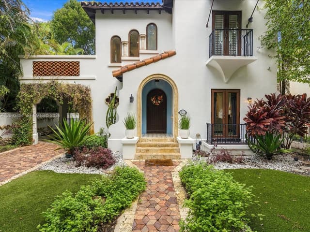 421 Sarto Ave, Coral Gables FL 33134 - Coral Gables, FL - Photo 6
