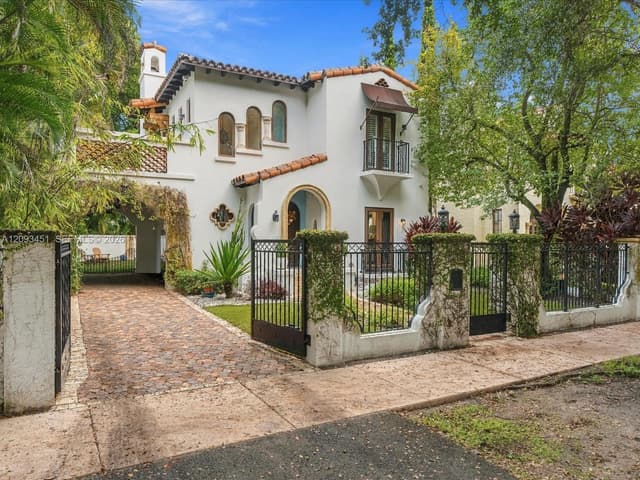 421 Sarto Ave, Coral Gables FL 33134 - Coral Gables, FL - Photo 3