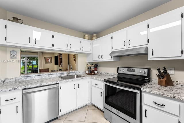 6386 Boca Cir, Boca Raton FL 33433 - Boca Raton, FL - Photo 7