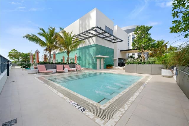 11 NE 6th St # 1111, Miami FL 33132 - Miami, FL - Photo 4