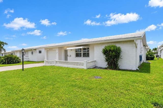 1304 SW 23rd Street, Boynton Beach FL 33426 - Boynton Beach, FL - Photo 3