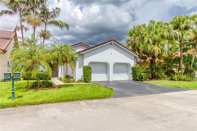 2156 Baton Rouge, Weston FL 33326 - Weston, FL - Photo 2