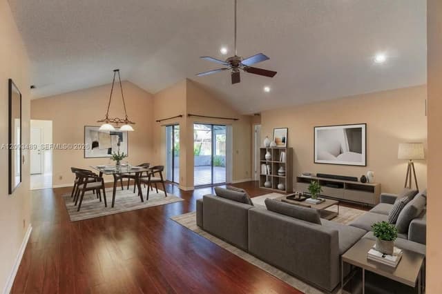 2156 Baton Rouge, Weston FL 33326 - Weston, FL - Photo 6