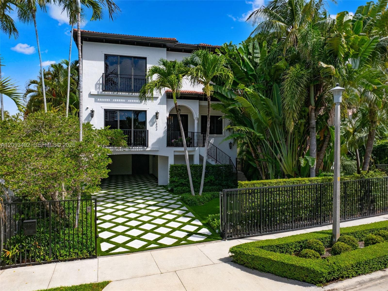 1803 S Bayshore Ln, Miami FL 33133 - Miami, FL - Photo 1