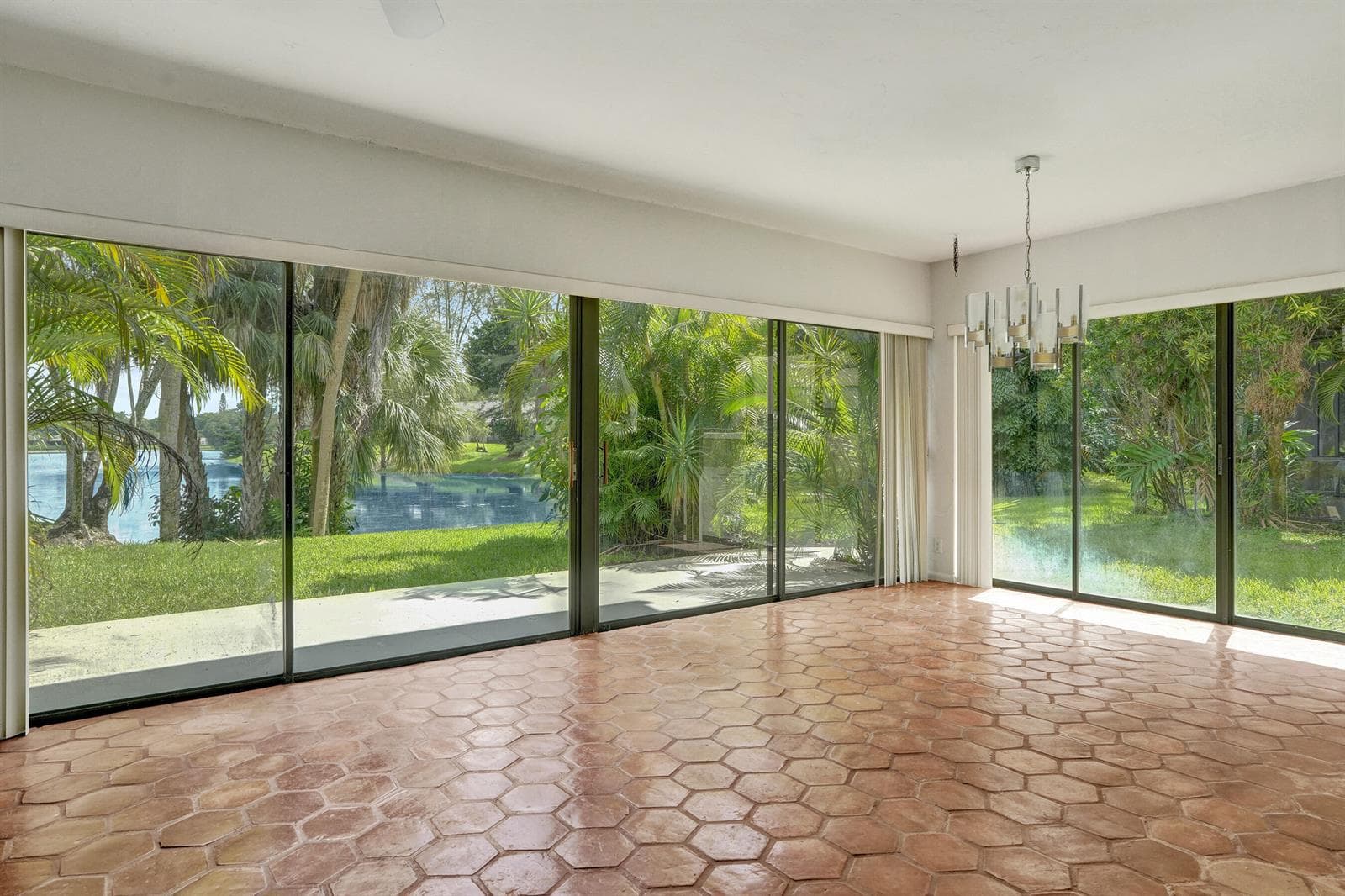 3410 Heather Terrace # 3, Lauderhill FL 33319 - Lauderhill, FL - Photo 1