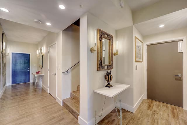 173 SE 1st Circle, Pompano Beach FL 33060 - Pompano Beach, FL - Photo 2