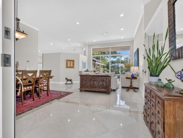 832 WATERVIEW Drive, Weston FL 33326 - Weston, FL - Photo 5