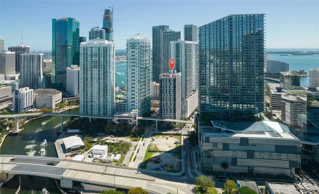 31 SE 6th St # 304, Miami FL 33131 - Miami, FL - Photo 2