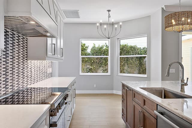 248 HONEYSUCKLE Drive, Jupiter FL 33458 - Jupiter, FL - Photo 4