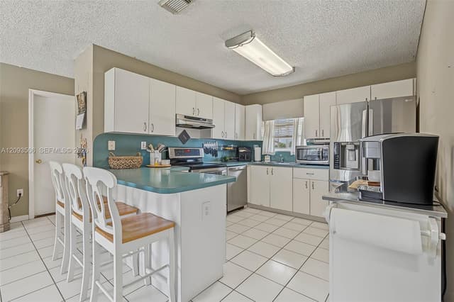 18047 SW 154th Ct, Miami FL 33187 - Miami, FL - Photo 7