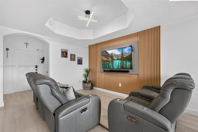 15266 SW 30th Ter, Miami FL 33185 - Miami, FL - Photo 6