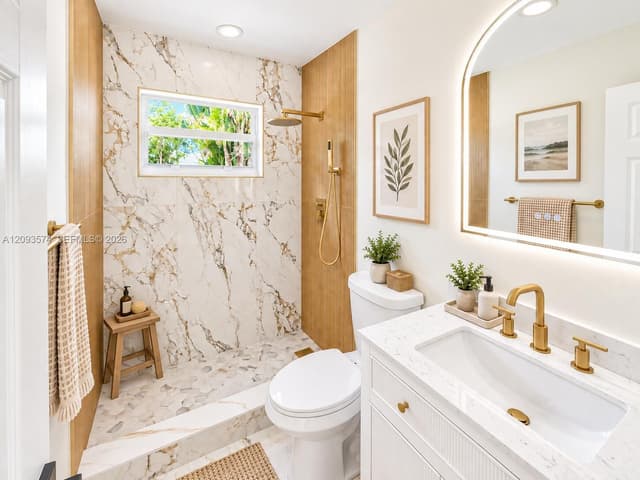 340 SE 3rd St, Deerfield Beach FL 33441 - Deerfield Beach, FL - Photo 4
