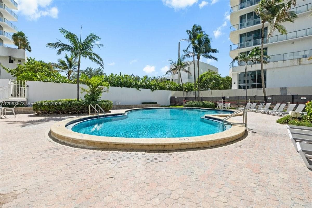 4001 S Ocean Dr # 4C, Hollywood FL 33019 - Hollywood, FL - Photo 1