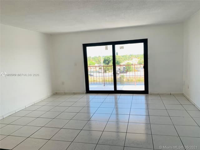 1325 W 68th St # 514, Hialeah FL 33014 - Hialeah, FL - Photo 3