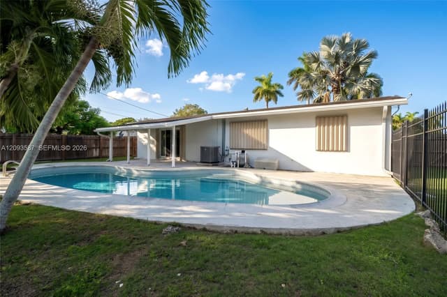16020 SW 97th Ct, Miami FL 33157 - Miami, FL - Photo 2