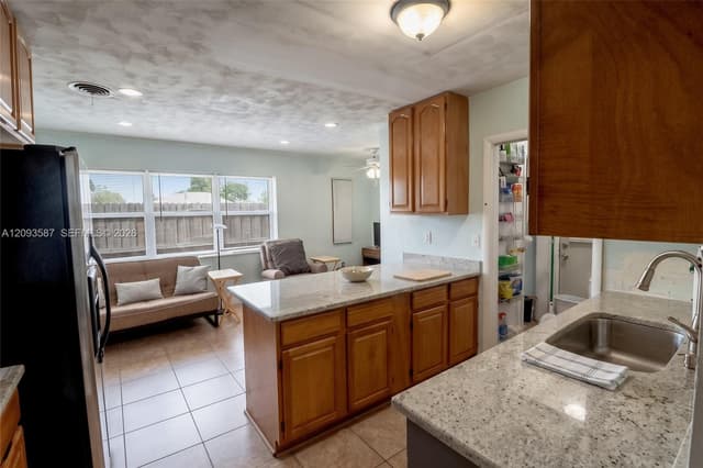 16020 SW 97th Ct, Miami FL 33157 - Miami, FL - Photo 7