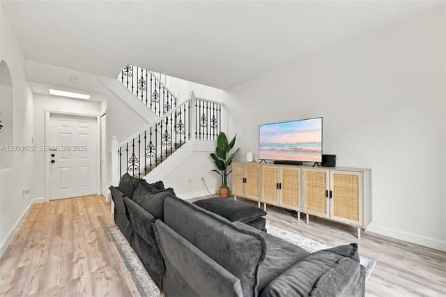 8531 NW 139th Ter # 1406, Miami Lakes FL 33016 - Miami Lakes, FL - Photo 7